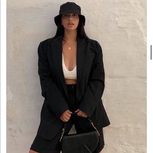 👒NWT Reversible Corduroy Black Brown Bucket Hat